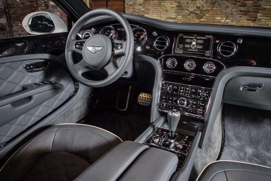  Bentley Mulsanne Speed 2015 года  (фото 71 из 117)